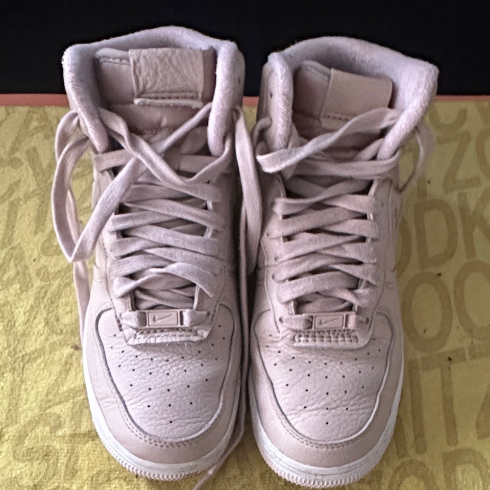 Nike Women's Light Pink High-Top Sneakers